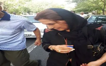 گزارش تصویری از مراسم تشیع استاد عزت الله انتظامی