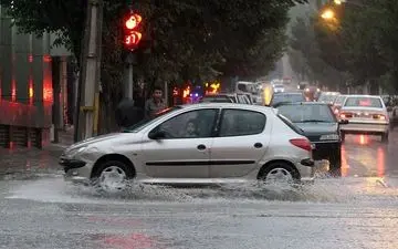  باران و رعد و برق ۱۷ استان کشور را در برمی‌گیرد / کاهش دمای ۵ درجه‌ای در نیمه شمالی