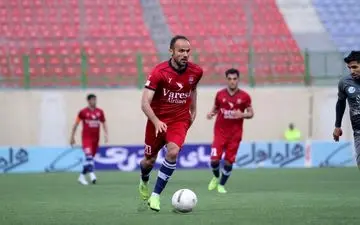 کریم اسلامی: داور باید برای ما پنالتی می‌گرفت