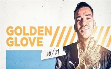 دستکش طلایی برای سنگربان منچستر سیتی+عکس