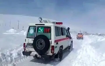 زنی با بچه‌ای در شکم در آستانه مرگ برفی! +جزییات 