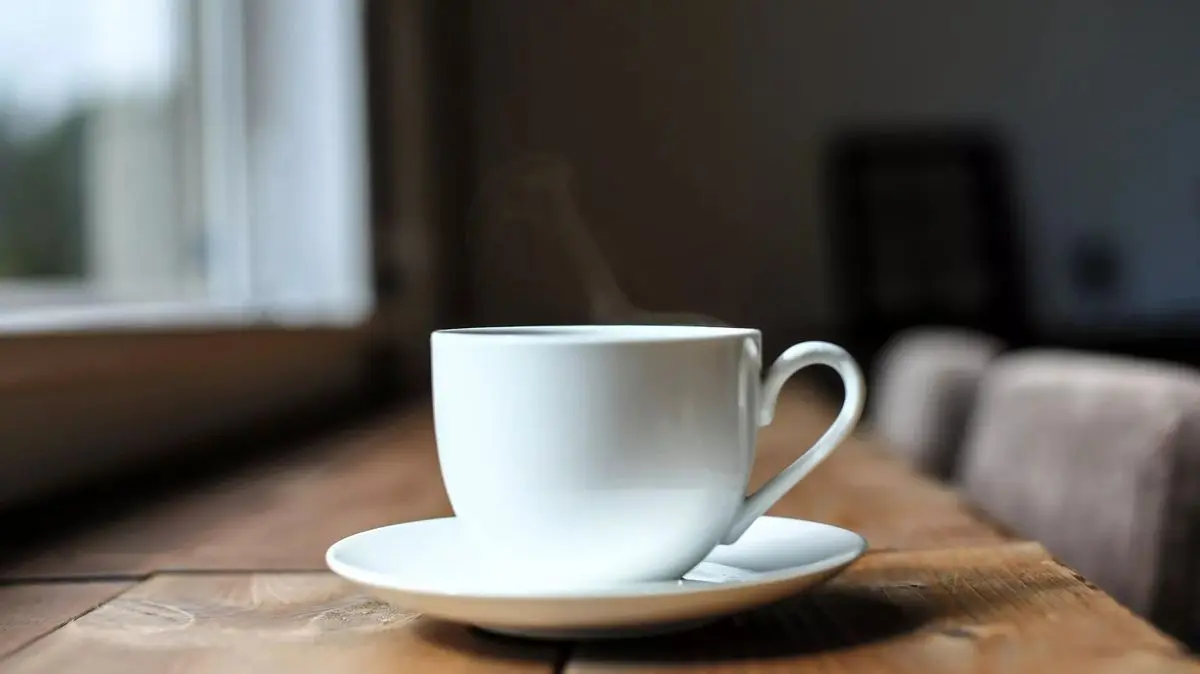   خواص چای تف برای لاغری؛ بررسی علمی فواید و مضرات این نوشیدنی 