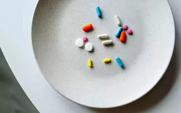 خشکی لب‌ها بر اثر کمبود این ویتامین است