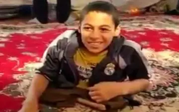 زائری که بدون پا به راهپیمایی اربعین رفته است +فیلم 