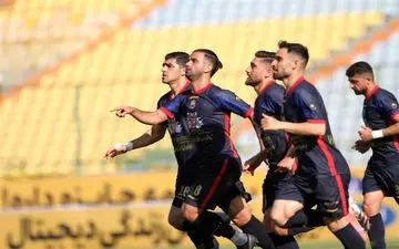 لیگ برتر فوتبال| ادامه ناکامی آلومینیوم با شکست خانگی مقابل هوادار/ برتری خارج از خانه نساجی و توقف مس 