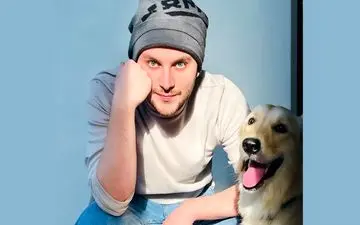 استایل خیره کننده پسر امین حیایی در روز تولدش| انگار نه انگار این دو نفر پدر و پسر هستن!