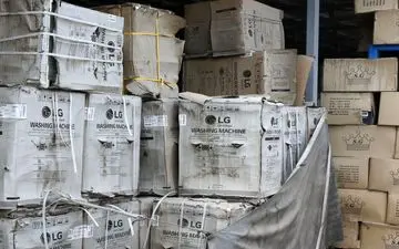 کشف تلویزیون‌های قاچاق در میان بار پستی در ایستگاه بازرسی توره - شازند