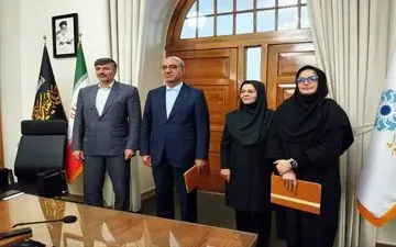 تفاهم‌نامه راه‌اندازی ۹ دستگاه کتابخانه سیار در استان کرمانشاه امضا شد