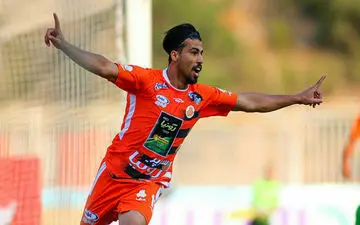 واکنش باشگاه استقلال به خرید ستاره‌اش توسط پرسپولیس