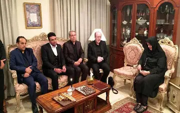 بی احترامی افتخاری به خانواده اسطوره باشگاه استقلال!