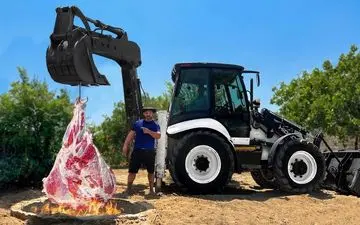 معجزه آشپزی! پخت ران 29 کیلوگرمی گاو با روشی شگفت‌انگیز