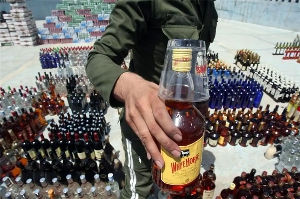 کشف دو محموله مشروبات الکلی غیرمجاز در کرمانشاه