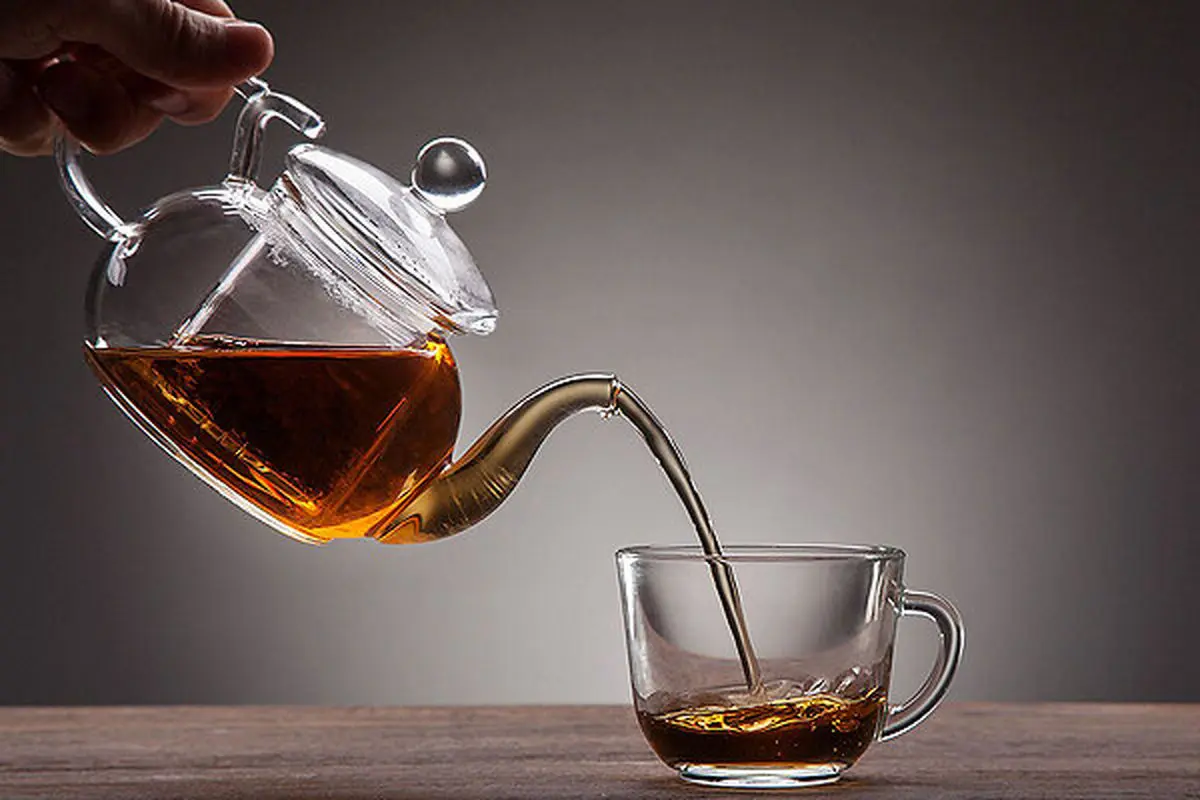 چای زیاد مصرف می‌کنید؟ فواید و مضرات جدی چای را بدانید
