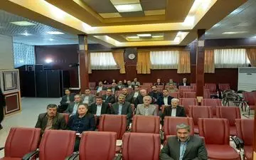 اجلاس ماهیانه اتاق اصناف کرمانشاه با اتحادیه های صنفی به روایت تصویر