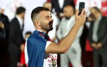 شکایت عجیب باشگاه پرسپولیس از گلر جنجالی به دادگاه