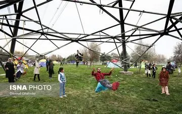 بازی با مرگ در روز طبیعت + عکس