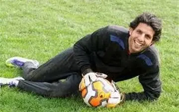 تولد ساده و صمیمی فوتبالیست مشهور