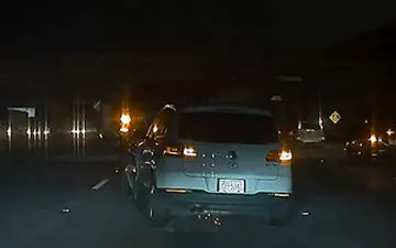 ویژگی جالب خودروی تسلا که از بروز تصادف جلوگیری کرد + فیلم 