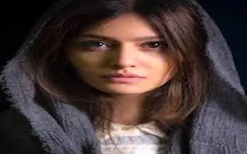 پوشش و حجاب متفاوت پردیس احمدیه در یک مراسم