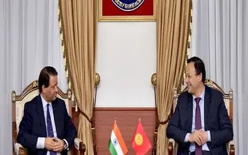 قرقیزستان از ورود نهادهای بین‌المللی برای نظارت بر انتخابات استقبال کرد