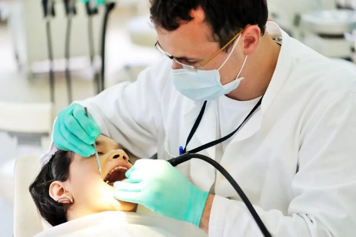 آیا جرم گیری به مینای دندان آسیب می زند؟