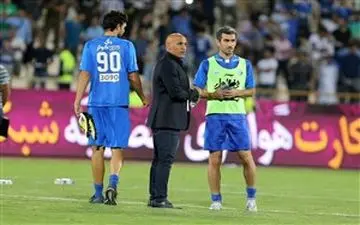 با برد پرسپولیس استقلال از قعرنشینی نجات یافت