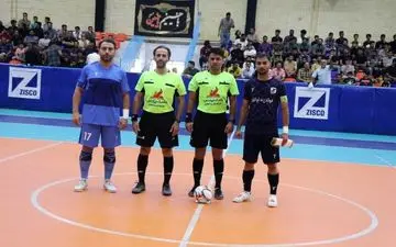 گزارش تصویری دیدار فولاد زرند و پوشاک حافظ ساری