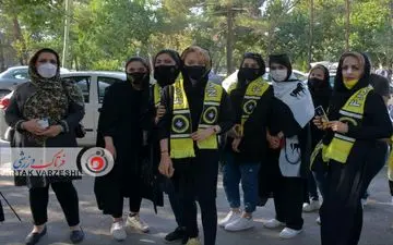 تصاویری دیدنی از دربی اصفهان/ شاگردان نویدکیا در انتظار لغزش پرسپولیس 