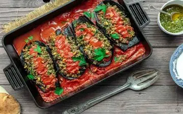 دوست داری گوجه بادمجون فوق العاده خوشمزه درست کنی؟ این طوری بپز