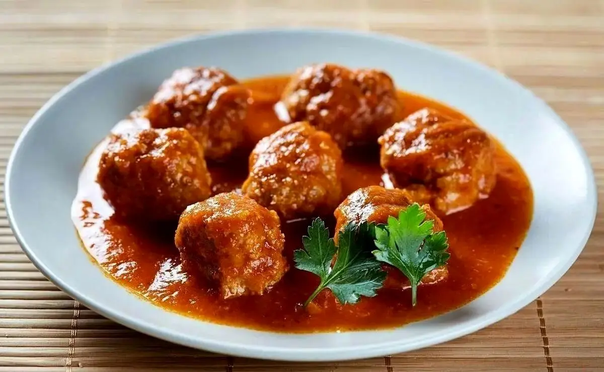 طرز تهیه کوفته ترش خانگی؛ غذای خوشمزه و مجلسی با طعمی بینظیر