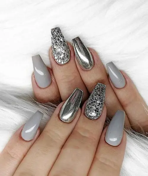 طراحی ناخن با لاک طوسی