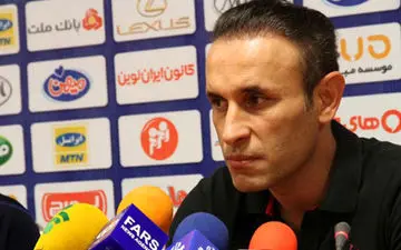 گل محمدی: سازمان لیگ با تلاش برای خارج کردن استقلال از بحران اقتدارش را خدشه دار می کند!