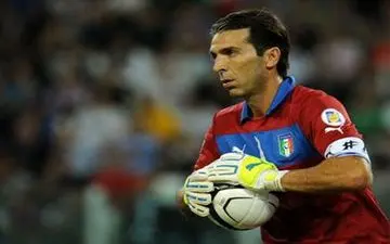 دعوت دوباره از اسطوره فوتبال به تیم‌ ملی 