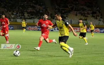 سپاهان؛ صدرنشین با یک بازی کمتر و چشم‌انداز ۳۳ امتیازی در نیم‌فصل