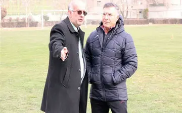 قائم مقام تیم مطرح لیگ برتری به سیم آخر زد؛ اگر شرایط بد است پس چرا ماندید؟