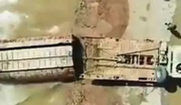 تلاش ارتش برای ساخت پل شناور در اهواز