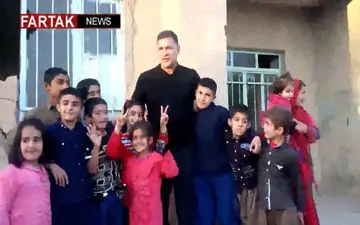 اختصاصی/ دایی خنده را بر لبان کودکان زلزله زده بوجود آورد/ اسطوره متشکریم + فیلم