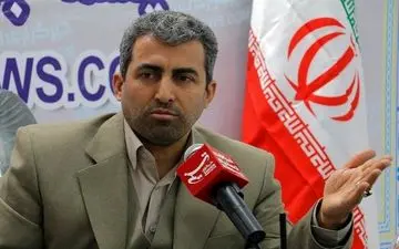 رئیس کمیسیون اقتصادی: رئیس جمهور فقط از تصمیمات اشتباه اقتصادی دفاع کرد