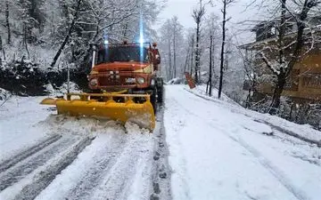 آخرین وضعیت راه‌های استان گیلان/ ارتفاع برف به یک متر رسید
