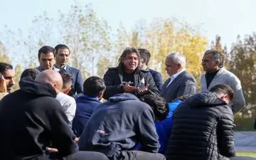 واکنش بازیکنان استقلال به ابقای علی فتح‌الله‌زاده پس از مصاحبه‌های جنجالی
