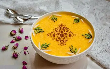 طرز تهیه شله زرد خوشمزه برای نذری در محرم!!