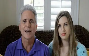 دختر جوان بعد از ازدواج با یک پیر مرد فهمید با پدربزرگش ازدواج کرده + عکس