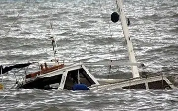 غرق ۱۰۰ عراقی بر اثر واژگونی یک کشتی در موصل