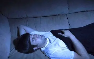 عمده ترین عوارض رایج بی خوابی