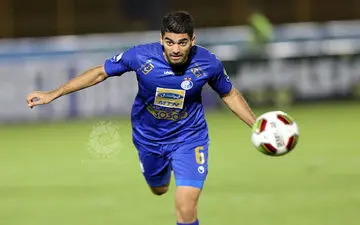 علی کریمی به جمع آبی‌پوشان در دوحه اضافه می‌شود
