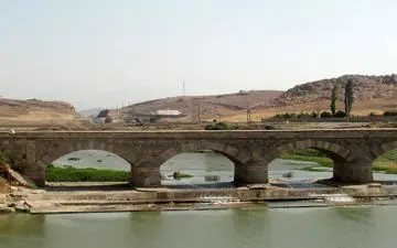 چرا رودخانه‌های کرمانشاه خشک می‌شوند؟