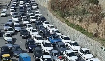 ترافیک در هراز و چالوس/ بارندگی در فارس و هرمزگان