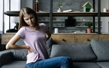 عوارض زیاد نشستن برای خانم ها