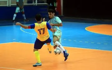 مصطفی طیبی:امتیاز گرفتن از فرش آرا سخت است/با کمک باشگاه هر چه زودتر جراحی میکنم تا به میادین برگردم