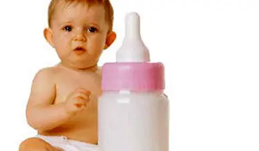 تغذیه نوزادان با شیر مادر را در دوران کرونا قطع نکنید
